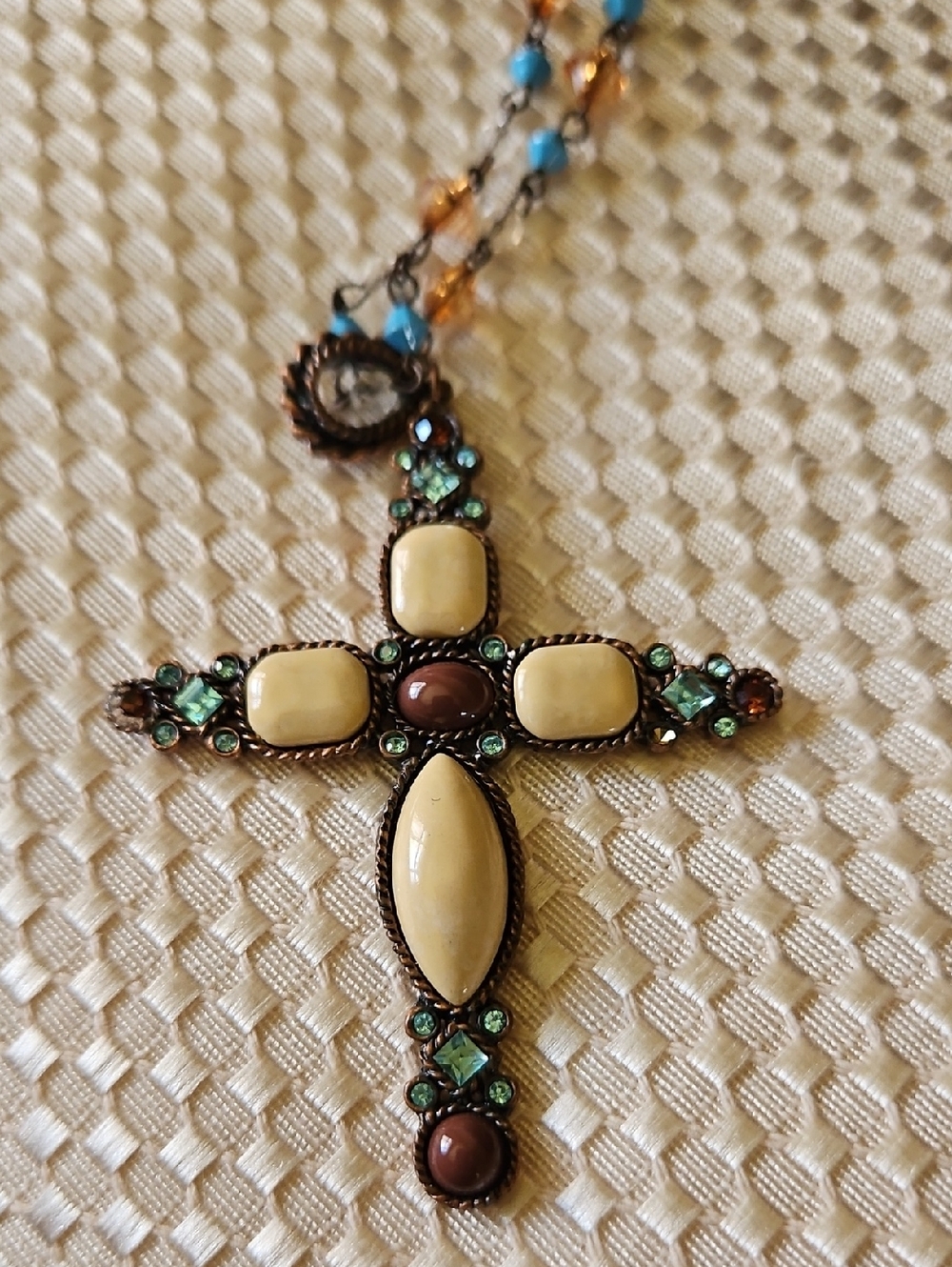 Vintage-Inspired Cross Pendant Necklace in Cream and Brown